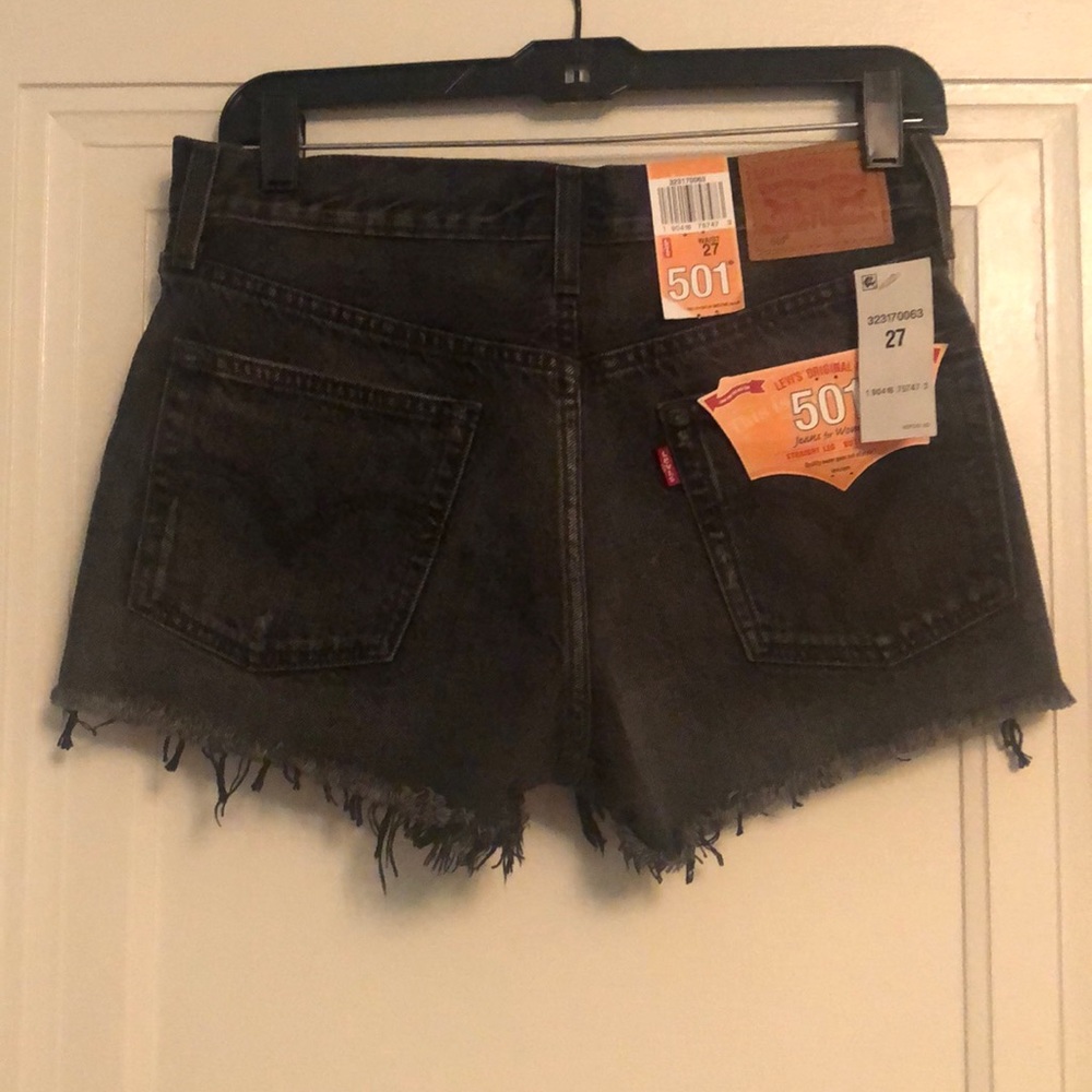 Levi Cutoff Shorts